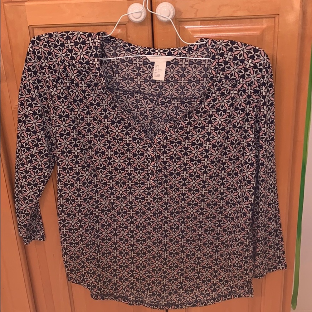 Patterned blouse navy and pink